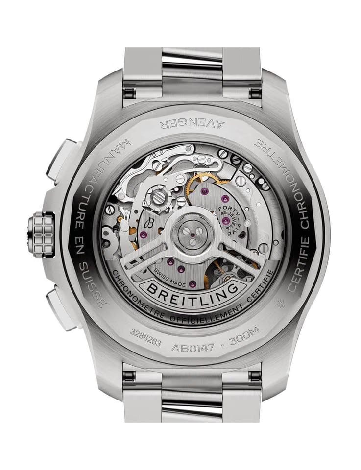 Breitling Avenger BO1 Chronograph 44 AB0147101 L1 A1