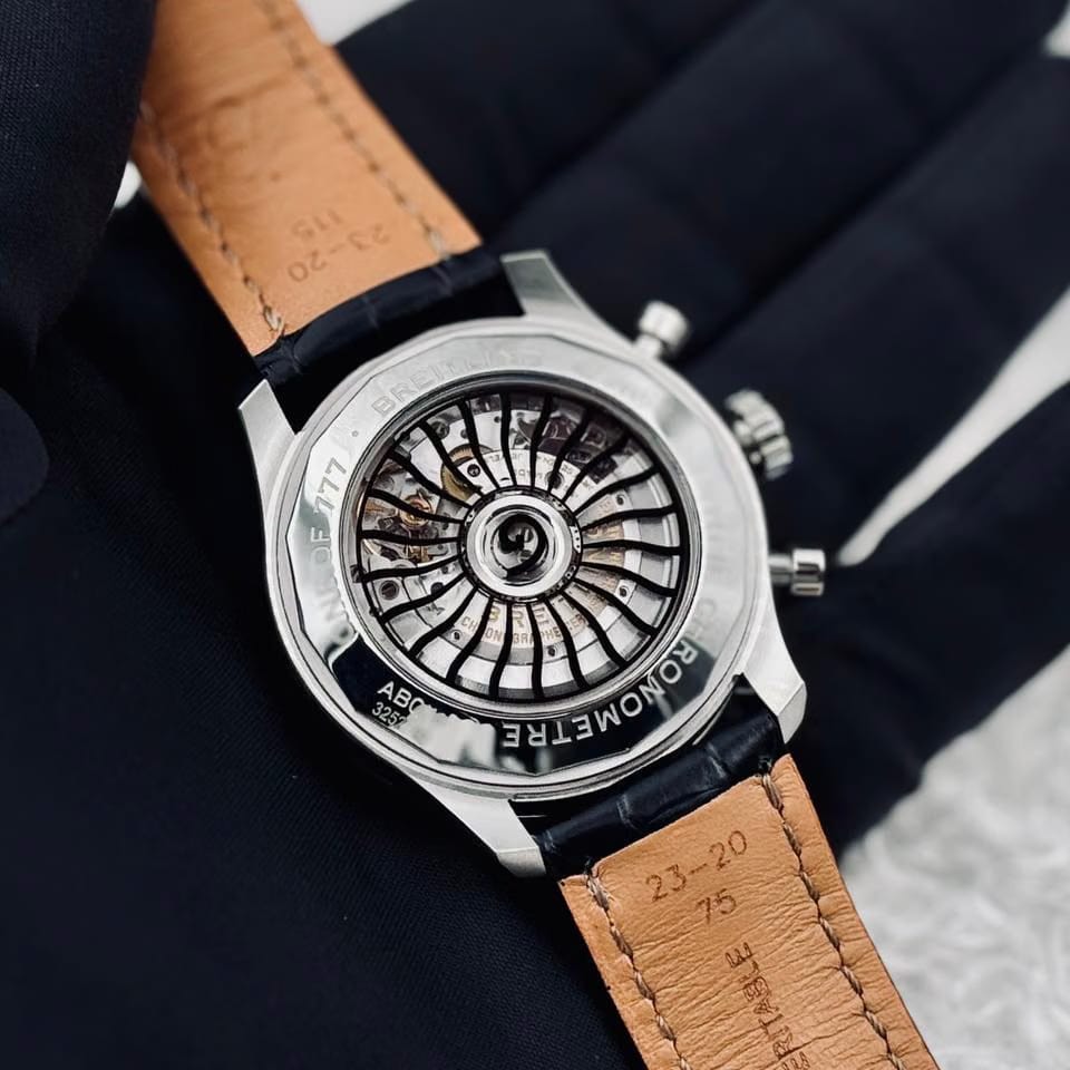 Breitling Aviator 8 Navitimer Aviator 8 ( Full stickers - Below MSRP)