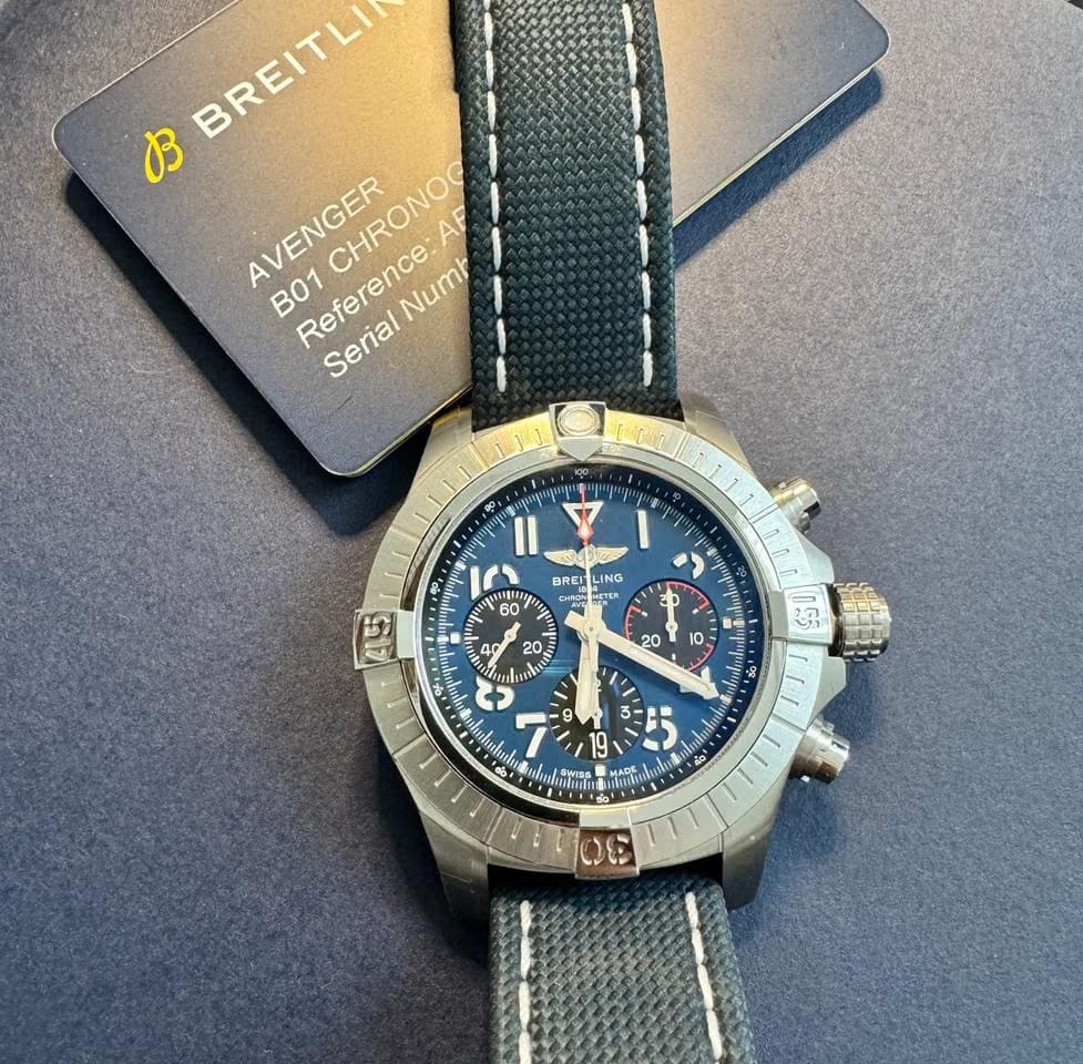Breitling Avenger AB01821 A1 C1 X1