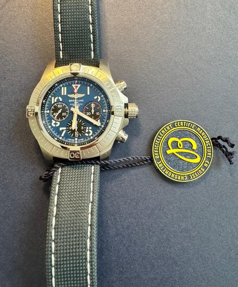 Breitling Avenger AB01821 A1 C1 X1