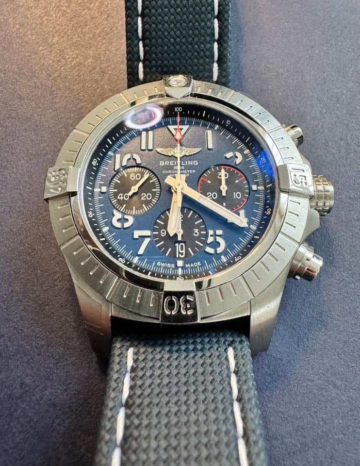 Breitling Avenger AB01821 A1 C1 X1