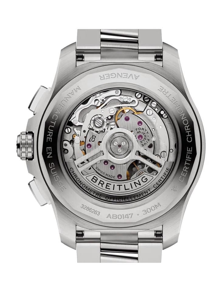 Breitling Avenger BO1 Chronograph 44 AB0147101 C1 A1