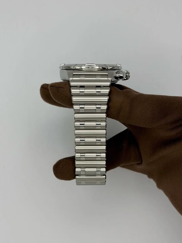 Breitling Chronomat 422026 Breitling Chronomat B01 42mm Stainless Steel AB0134101 C1 A1
