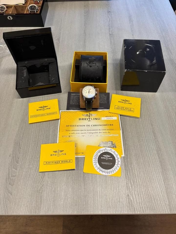 Breitling Navitimer Worldv.v. nieuwe zwarte originele Breitling band