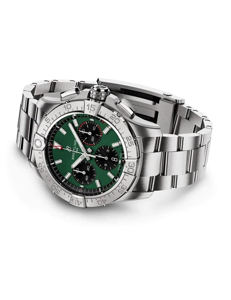 Breitling Avenger B01 Chronograph 42 AB0146101 L1 A1