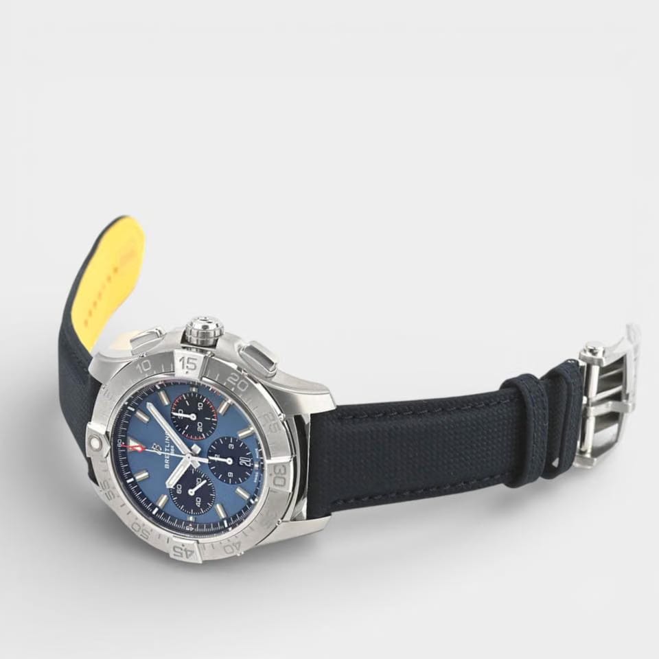 Breitling Avenger Automatic / Steel / 44 mm / Box&Papers / AB0147101 C1 X1