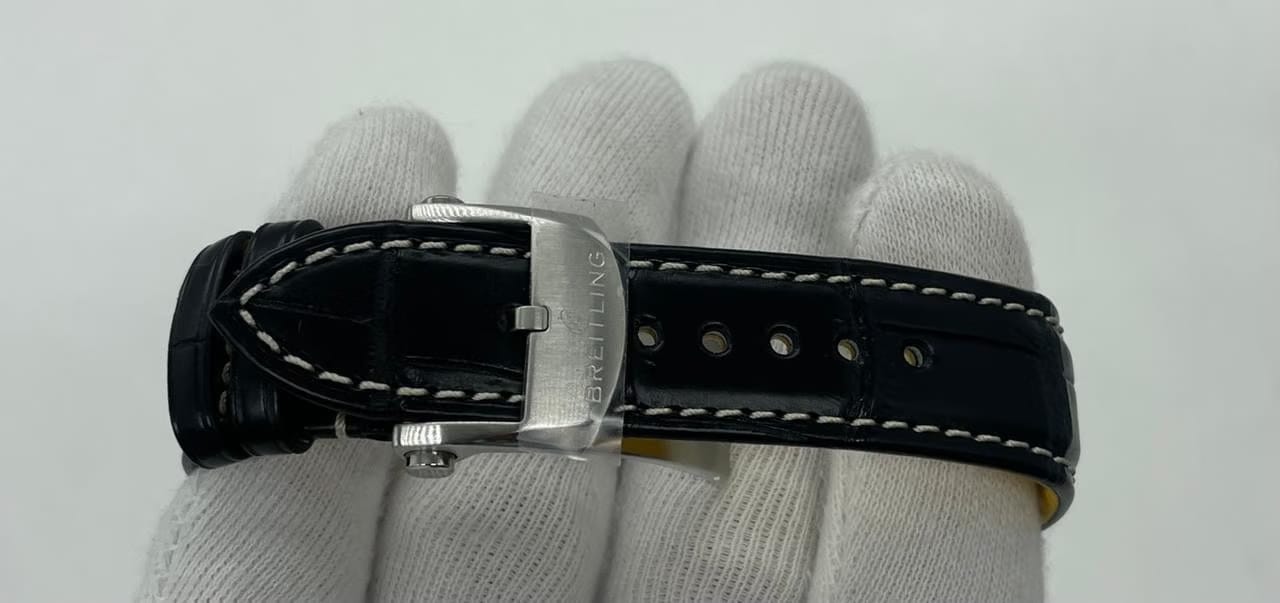 Breitling Navitimer 1 B01 Chronograph41 Automatic Black Dial Leather Strap AB0139211 B1 P1 Full set