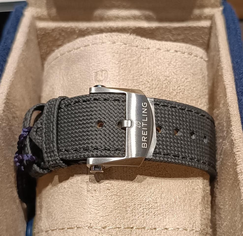 Breitling Avenger Automatic 42 Night Mission New Full Set