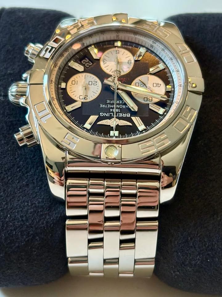 Breitling Chronomat 44 B01 AB0110