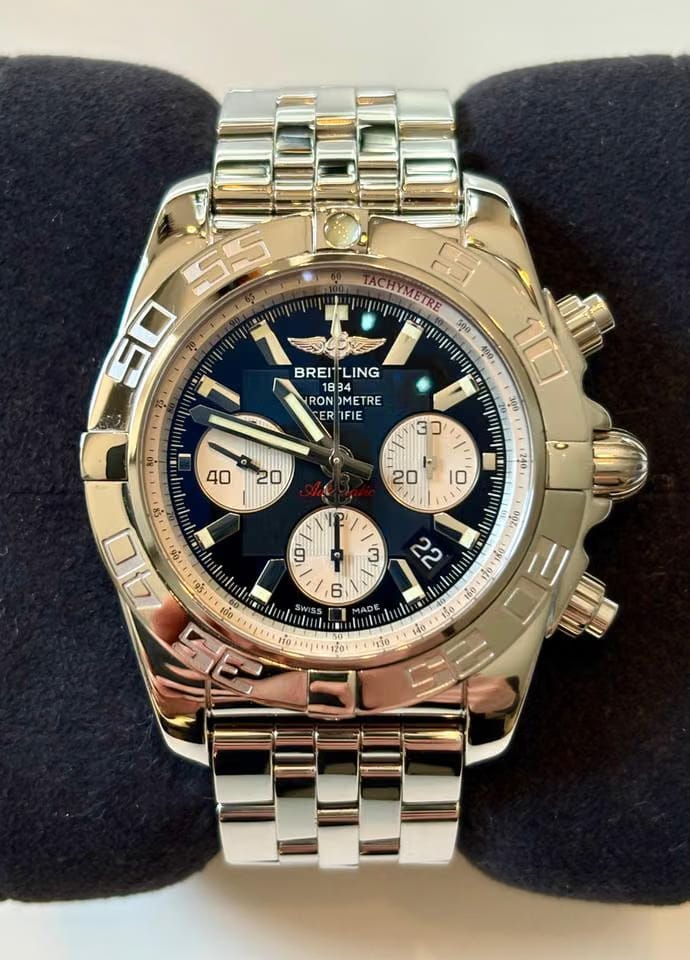 Breitling Chronomat 44 B01 AB0110