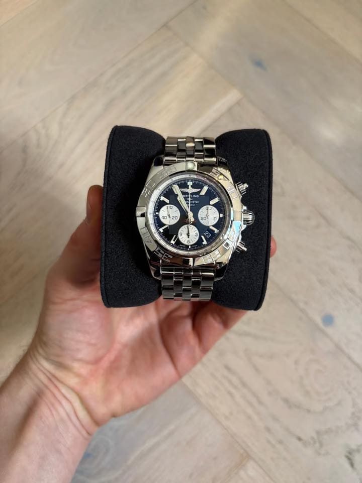Breitling Chronomat 44 B01 AB0110