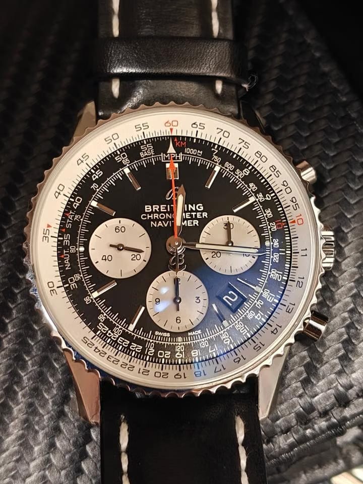 Breitling Navitimer 1 B01 Chronograph43 Breitling Navitimer B01 - Full Set