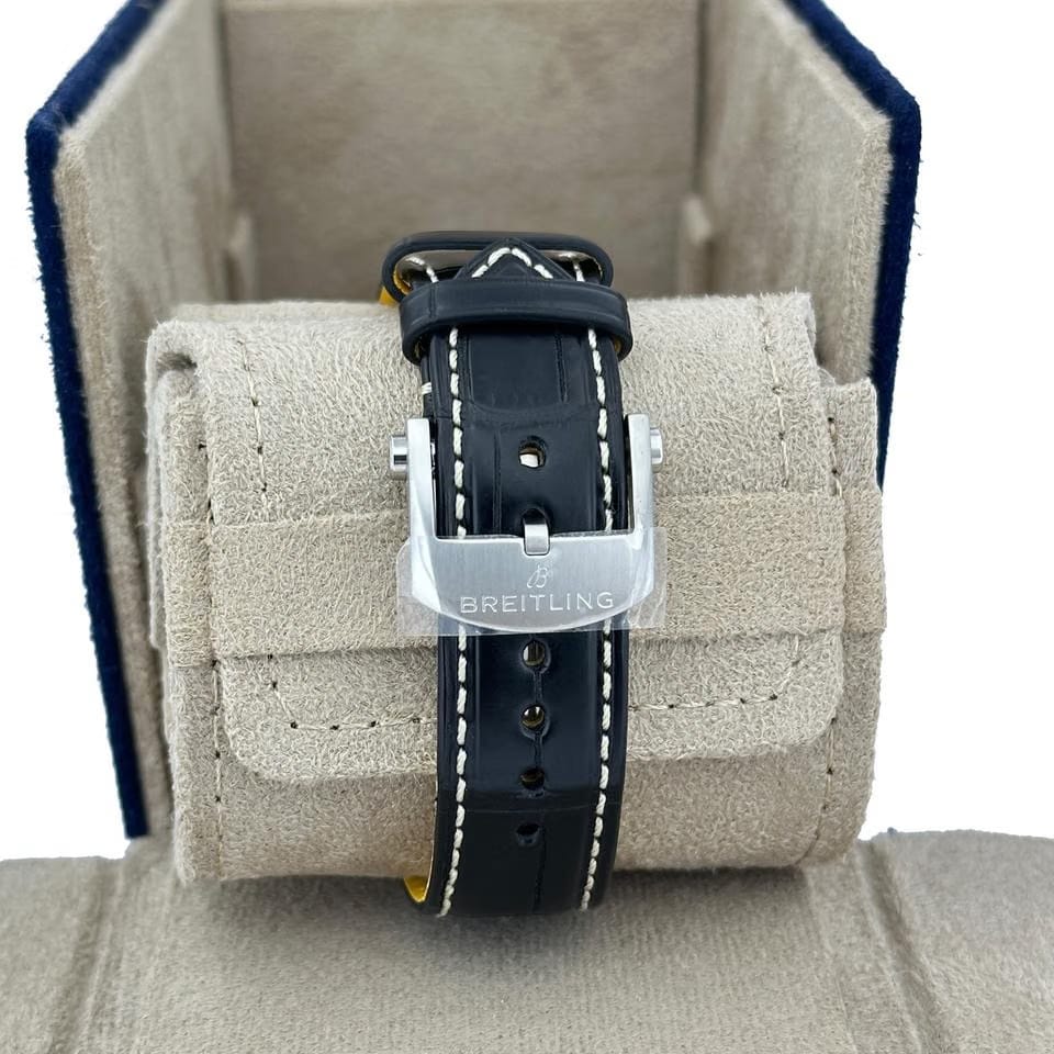 Breitling Navitimer 1 B01 Chronograph UNWORN 2025 Navitimer B01 Chronograph AB0139241 C2 P1 box & papers