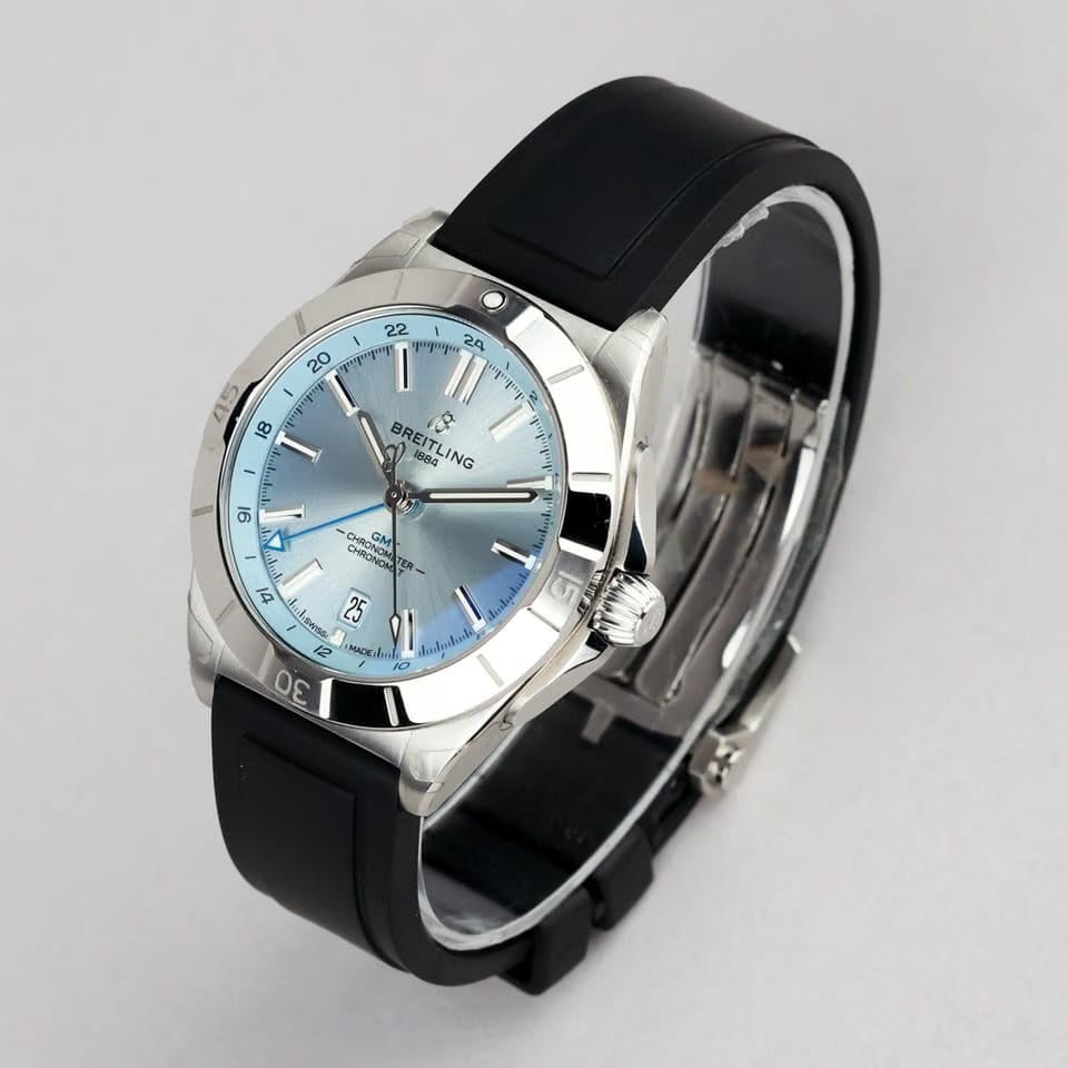 Breitling Chronomat GMTAutomatic GMT 40 MM Ice Blue NEW IN STICKERS