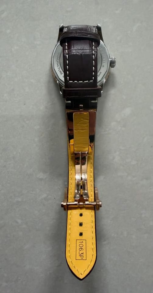 Breitling Navitimer Automatic 41 Full Set. Original box and papers. MINT. NO TAX