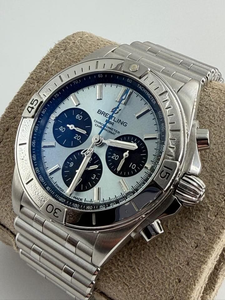 Breitling Chronomat 42 B01 42 Extra bracelet travel case full box POP warranty