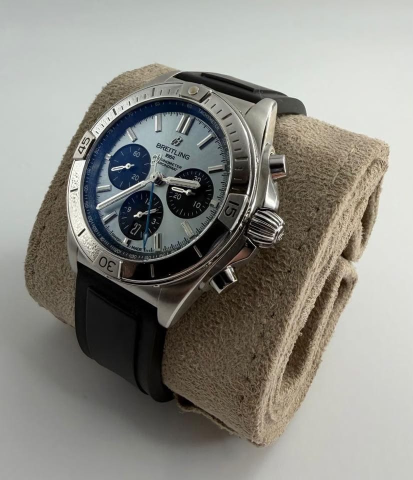 Breitling Chronomat 42 B01 42 Extra bracelet travel case full box POP warranty