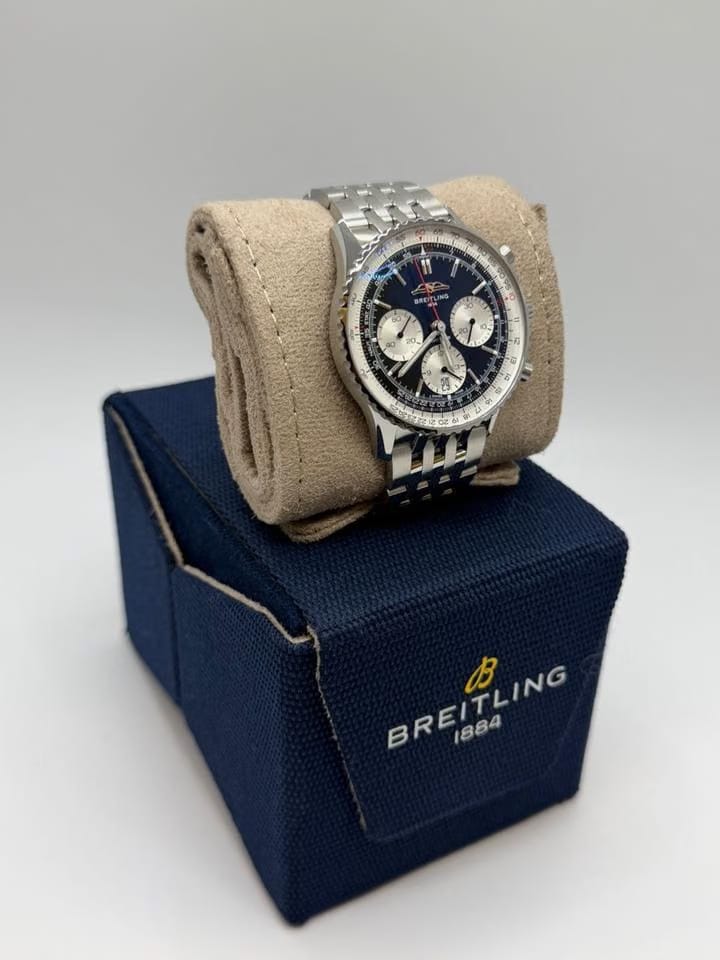 Breitling Navitimer 1 B01 Chronograph41mm 25-Year Condition S (AB0139)