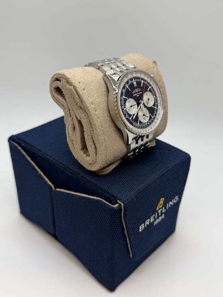 Breitling Navitimer 1 B01 Chronograph41mm 25-Year Condition S (AB0139)