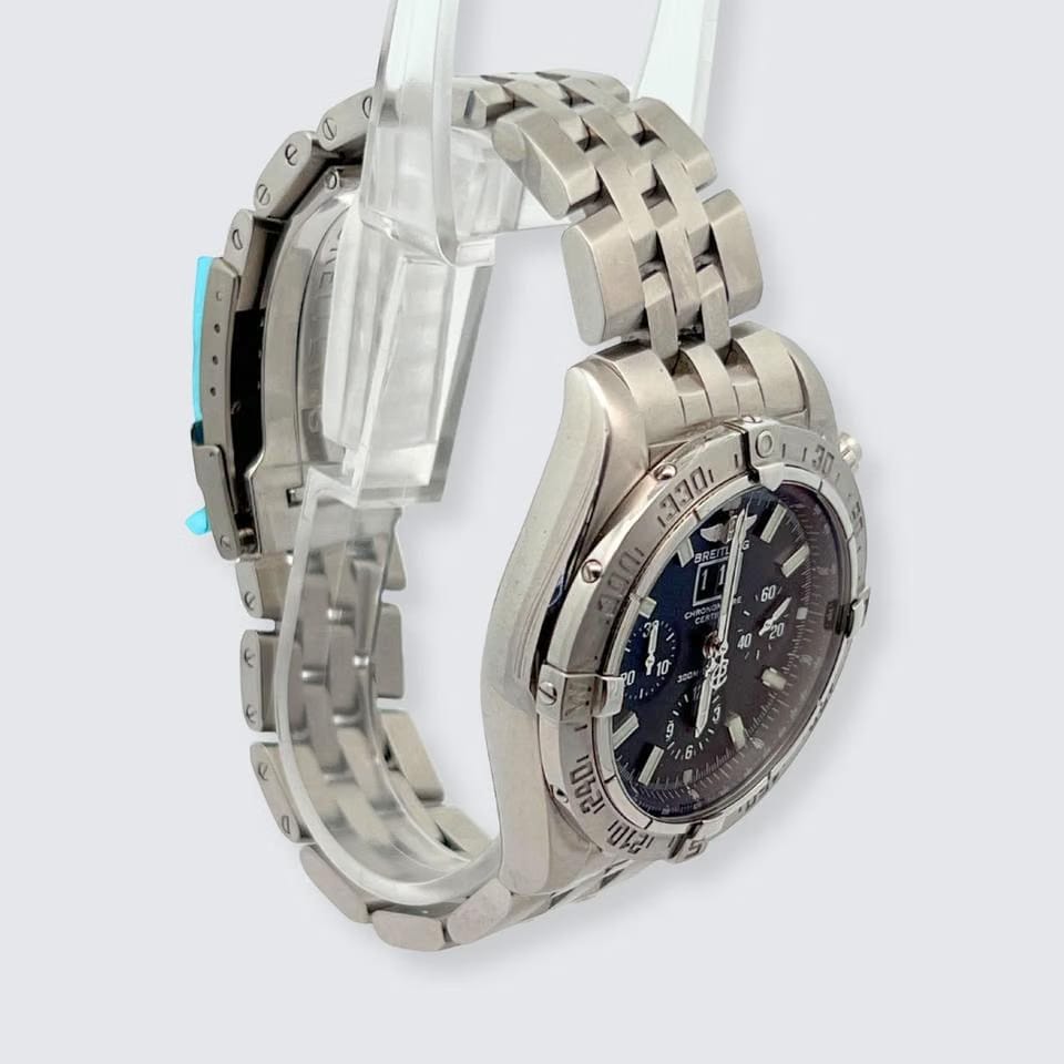 Breitling Blackbird A44359 Blackbird 44mm Steel Black Dial