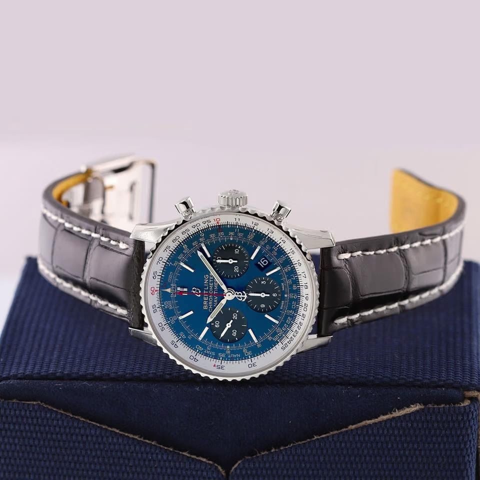 Breitling Navitimer 1 B01 Chronograph43mm ab0121211c1p3