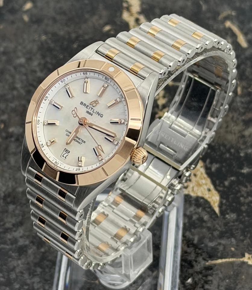 Breitling Chronomat New 2026 - Chronomat 32mm - MOP Dial - Gold Steel - U77310101 A2 U1