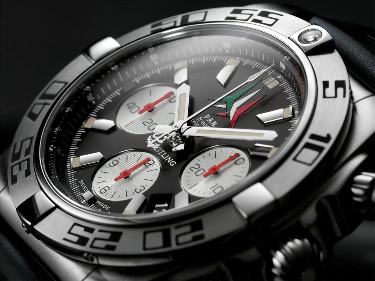 Breitling Chronomat 44 Frecce Tricolori Italian Air Force Limited Edition Rare Chronograph AB0110