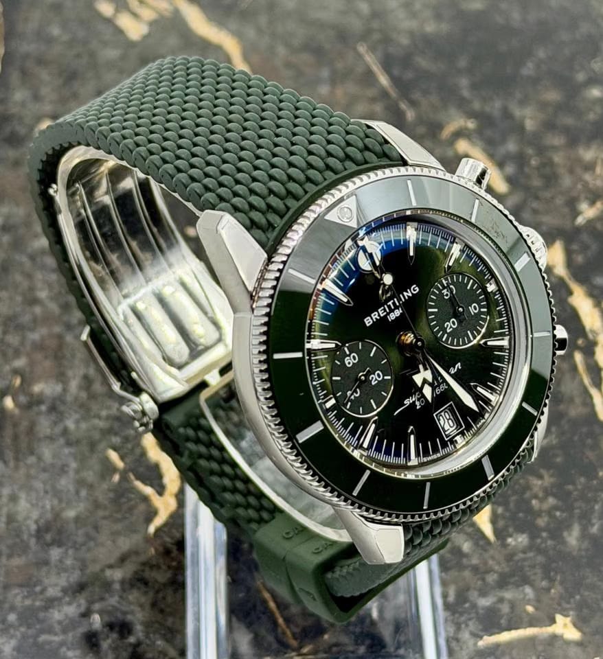 Breitling Superocean Heritage 42 New 2026 - Superocean Heritage 42mm - Green Dial - Rubber