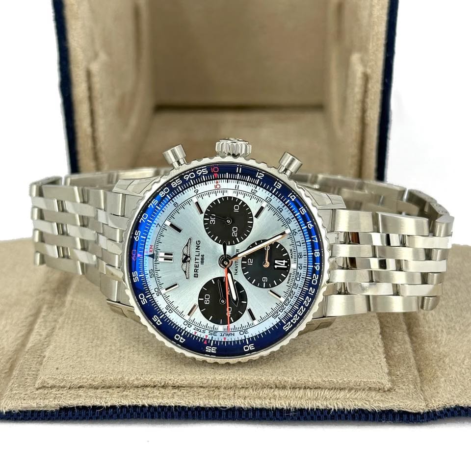 Breitling Navitimer 1 B01 Chronograph UNWORN 2025 Navitimer B01 Chronograph 41 AB0139241 C2 A1 box & papers
