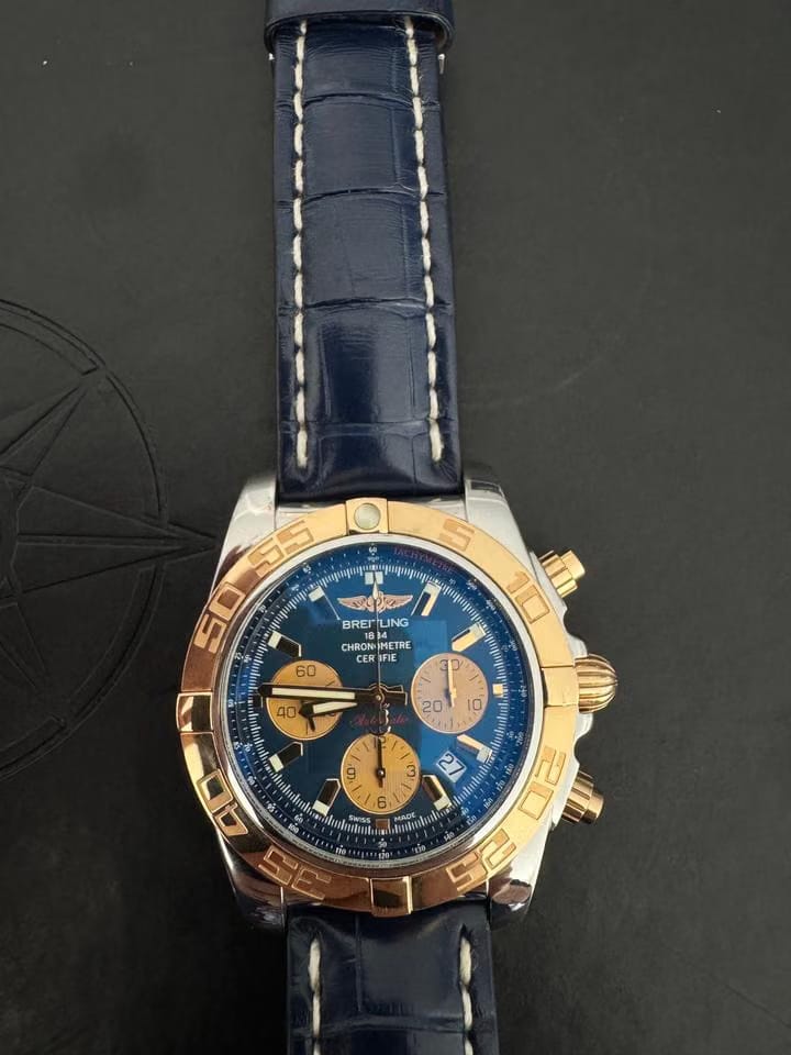 Breitling Chronomat 44 SALE 10/10 RARE 1 OWNER 18 K “ROSE” GOLD BLUE ALLIGATOR STRAP