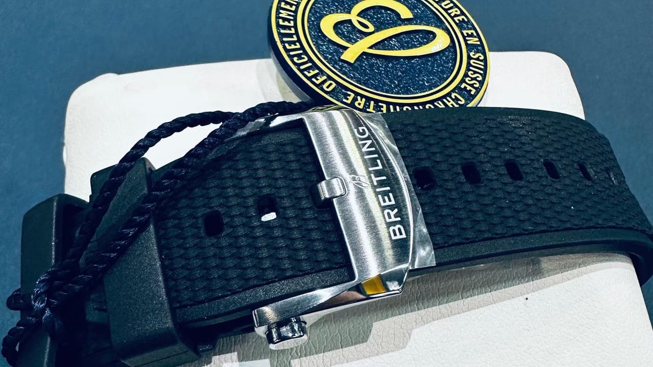 Breitling Chronomat 42 Ungetragene Chronomat B01 42 Full Set