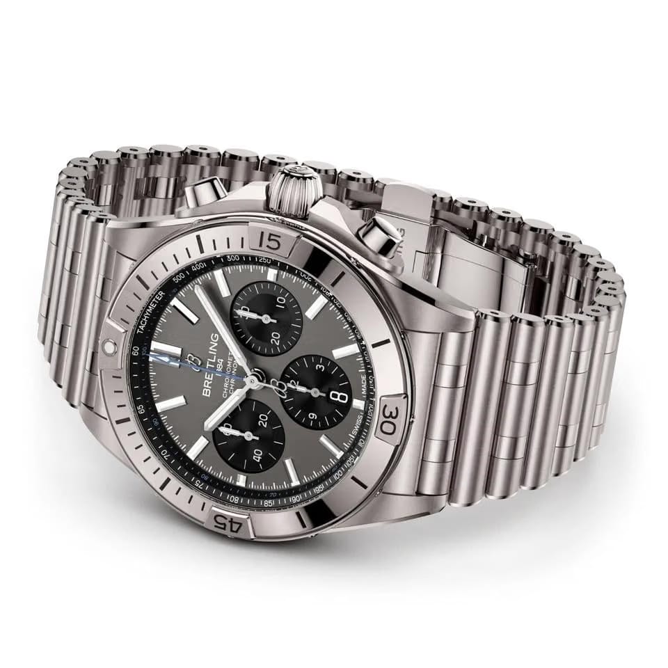 Breitling Chronomat 42 B01 42 MM Men's Watch EB0134101 M1 E1