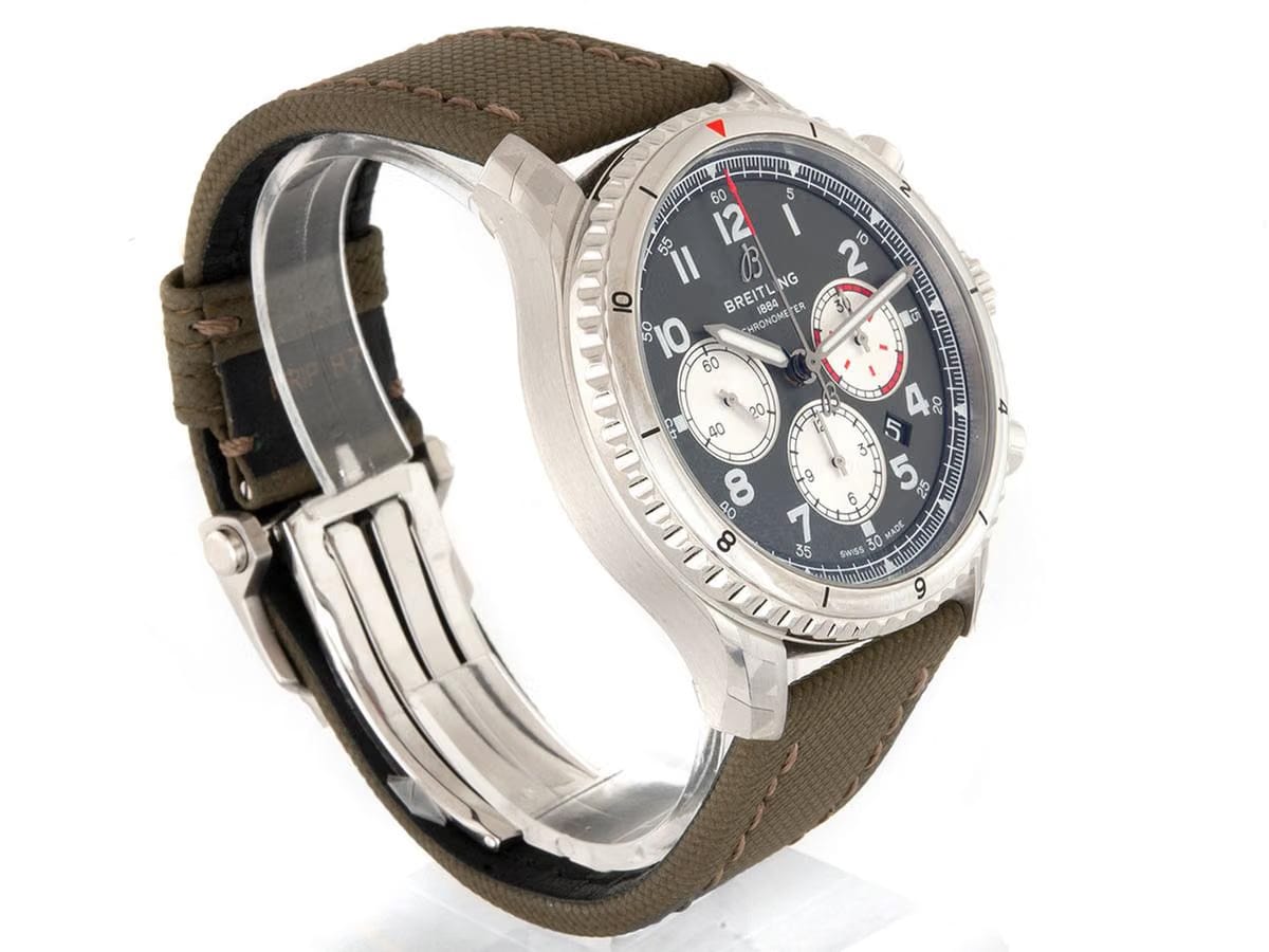 Breitling Aviator 8 B01 Chrono 43mm Steel on Strap Green B+P 2022 NEW