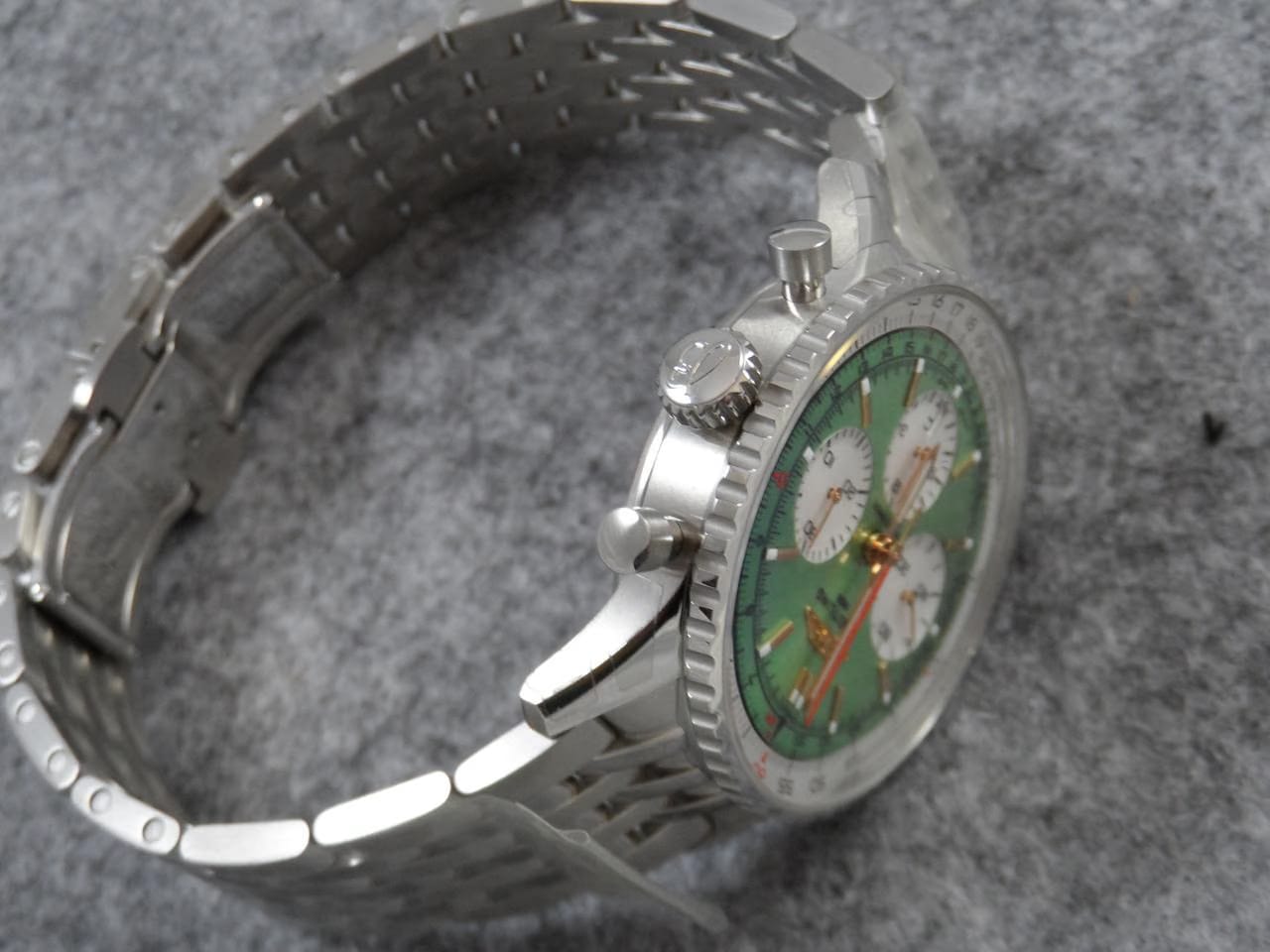 Breitling Navitimer 1 B01 Chronograph AB0139211 L1 A1