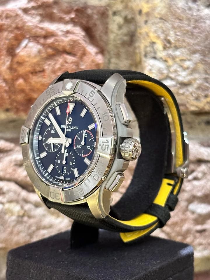 Breitling Super Avenger B01 Chronograph 46 aus 2025