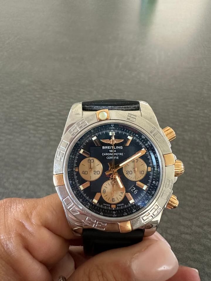 Breitling Chronomat 44 B01