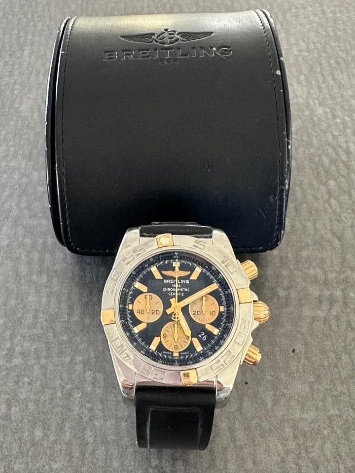 Breitling Chronomat 44 B01