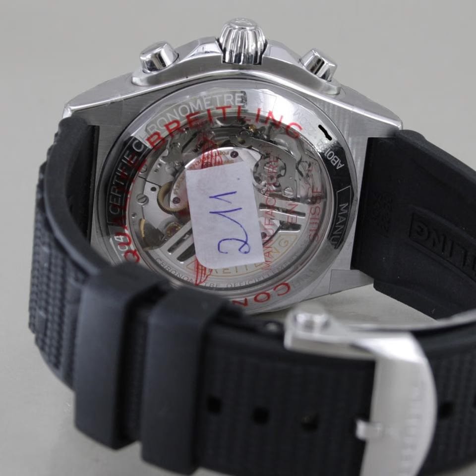 Breitling Chronomat 42 B01 42 NFL Seattle Seahawks Ltd. Edition 104 Stück Ø 42 mm ungetragen teilverklebt Full Set