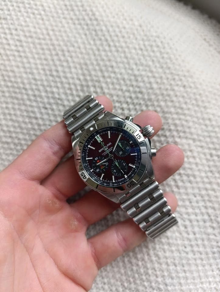 Breitling Chronomat 42 B01 42 Six Nations Wales Chronomat Limited
