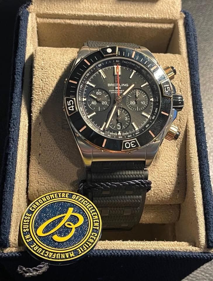 Breitling Chronomat UB0136251 B1 S1