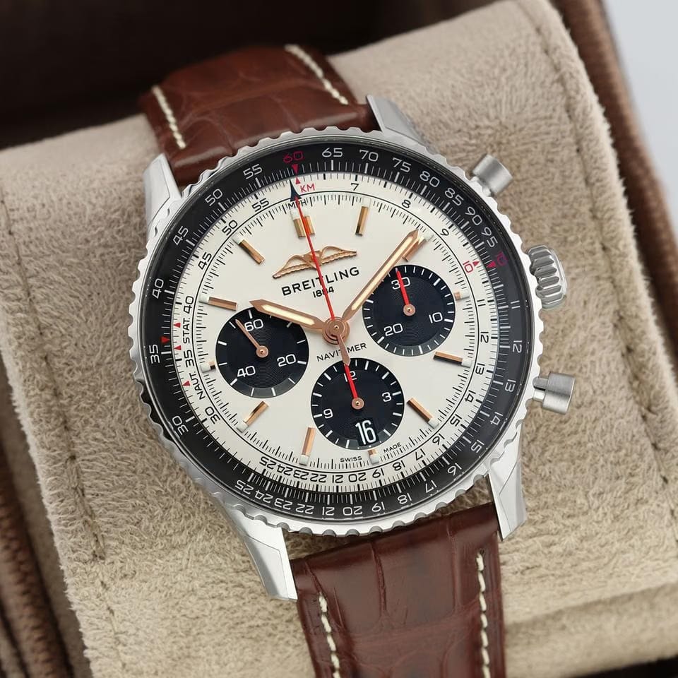 Breitling Navitimer 1 B01 Chronograph LIMITED Navitimer B01 Chronograph 43mm AB01381 E1 G1 P1