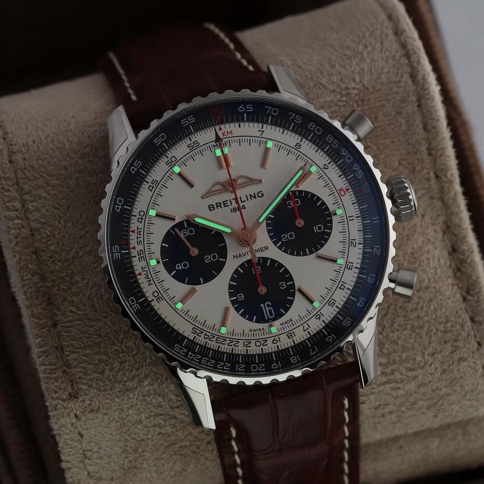 Breitling Navitimer 1 B01 Chronograph LIMITED Navitimer B01 Chronograph 43mm AB01381 E1 G1 P1