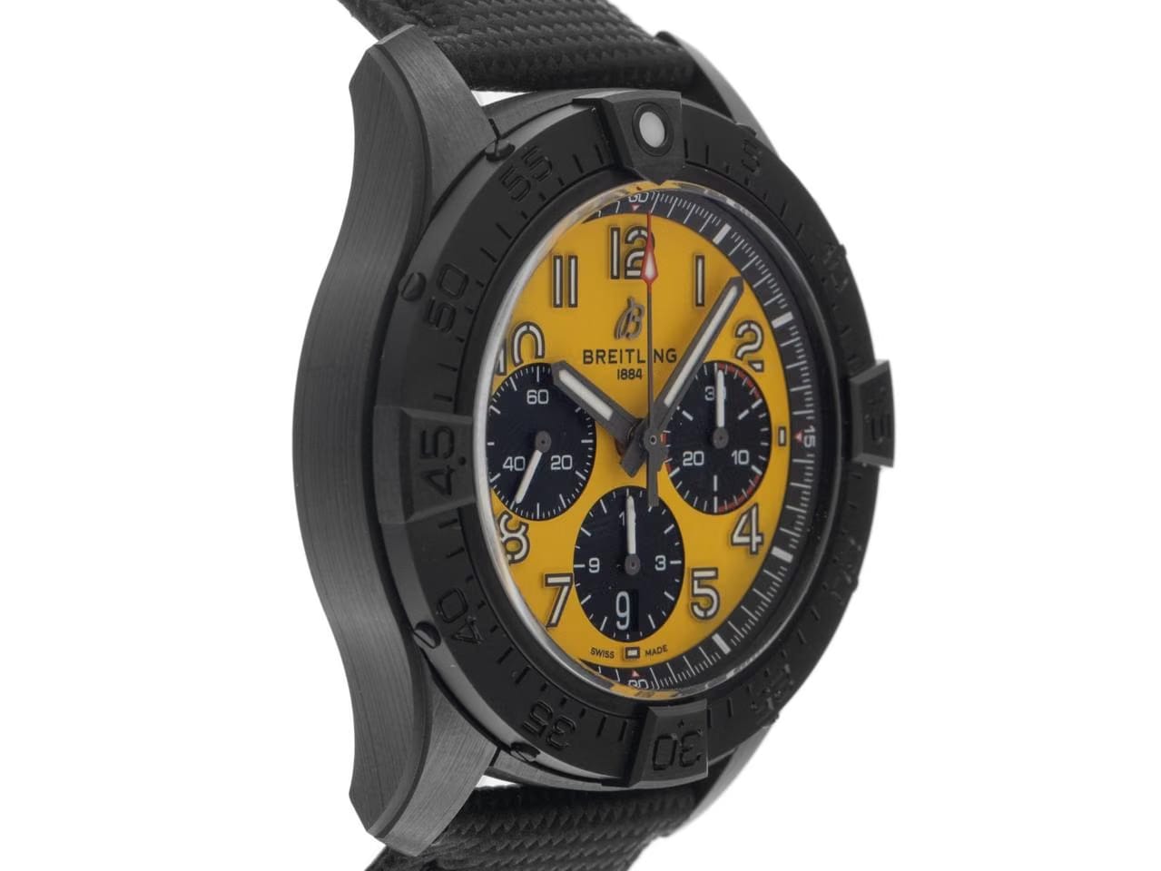 Breitling Avenger B01 Night Mission Ref.SB0147101 I1 X2 2025 Full Set Ungetragen Avenger B01 Chronograph Night Mission Faltschließe