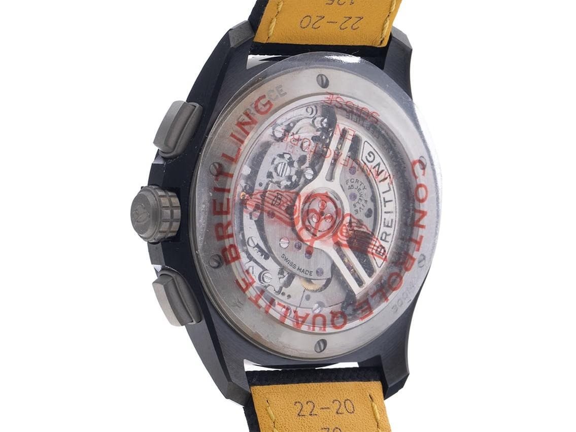 Breitling Avenger B01 Night Mission Ref.SB0147101 I1 X2 2025 Full Set Ungetragen Avenger B01 Chronograph Night Mission Faltschließe