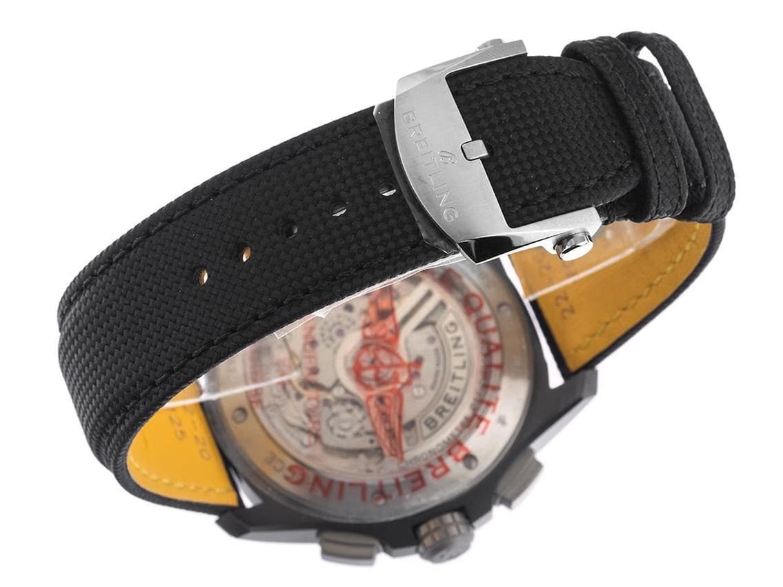 Breitling Avenger B01 Night Mission Ref.SB0147101 I1 X2 2025 Full Set Ungetragen Avenger B01 Chronograph Night Mission Faltschließe