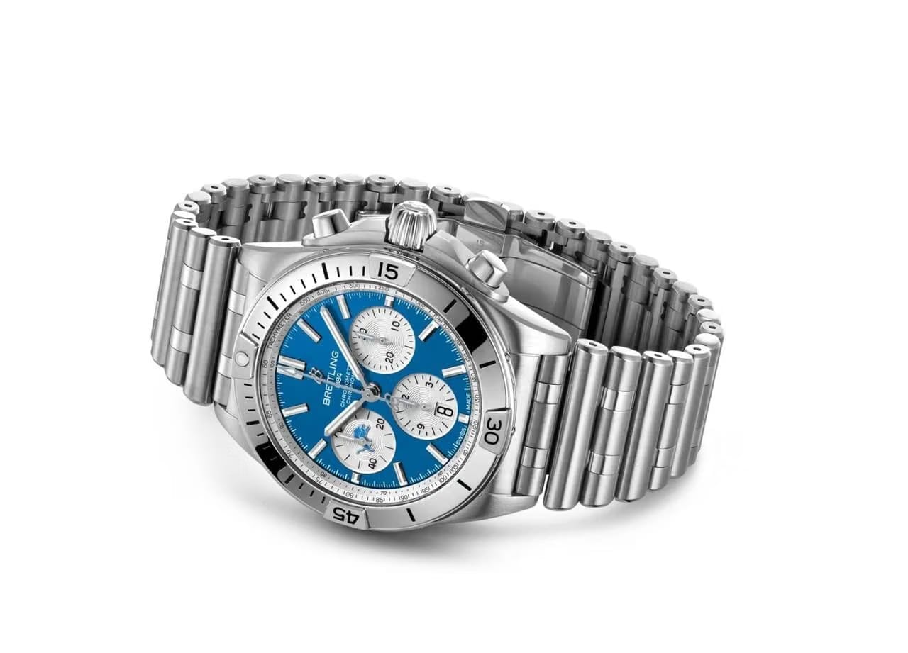 Breitling Chronomat 42 B01 42 NFL Detroit Lions Edition AB01342 B1 CCA1 Limited Edition of 104