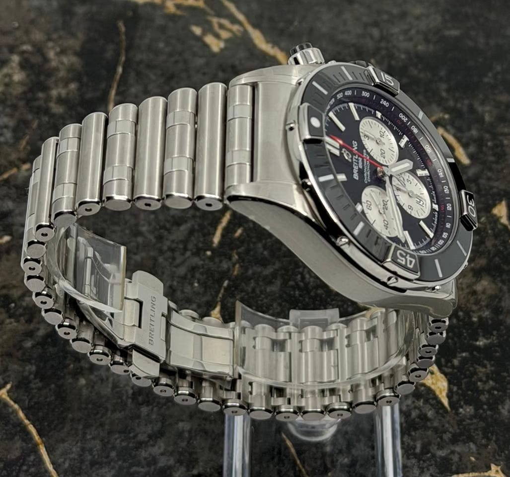 Breitling Chronomat New 2026 - Super Chronomat B01 44mm - Black Dial - Steel