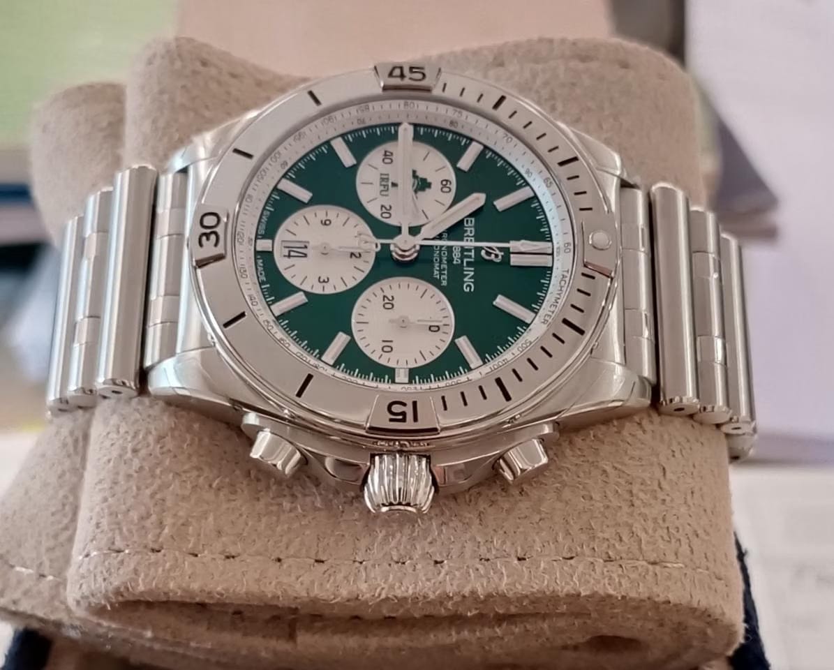 Breitling Chronomat 42 B01 42 Six Nations Ireland Limit Edition 150 Pz