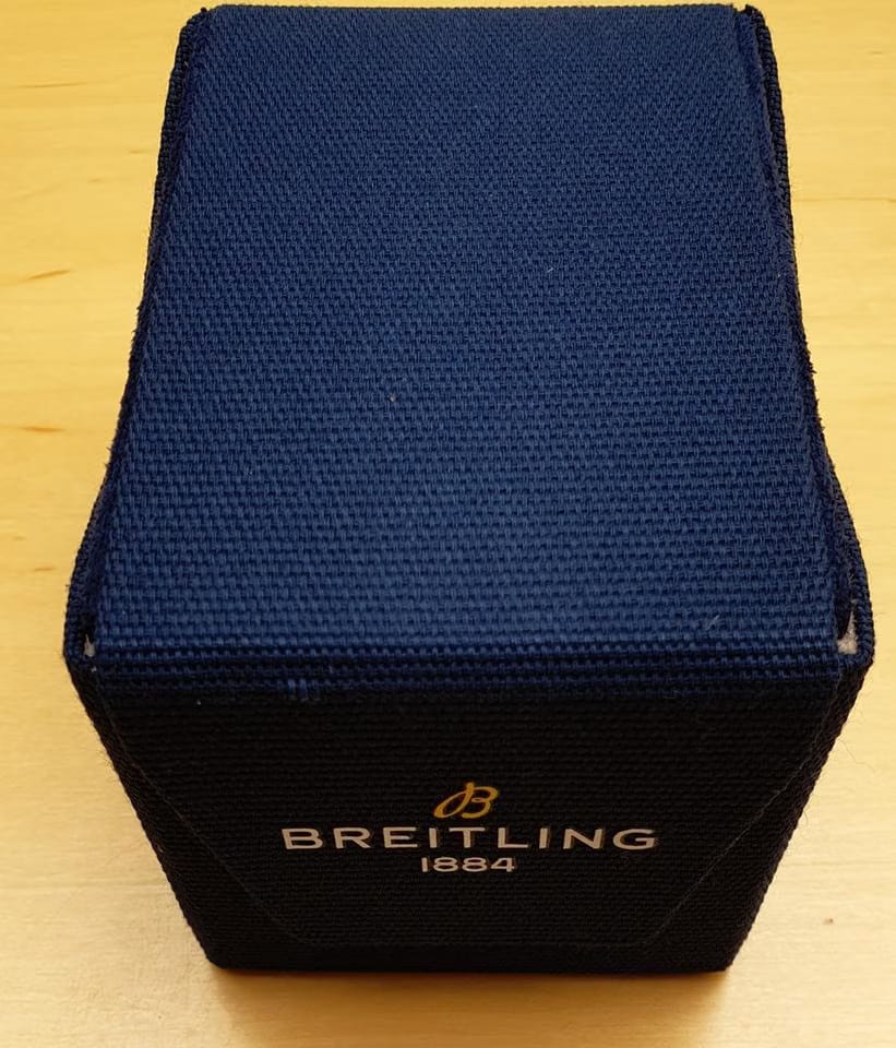Breitling Chronomat 42 B01 42 Six Nations Wales Chronomat Limited New (Stunning Colour)