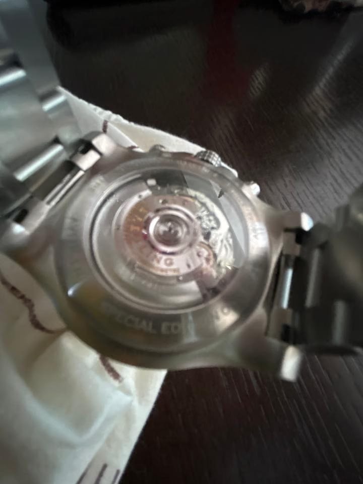 Breitling Avenger Limited edution one of 25. Type: diamond 0,96 carats